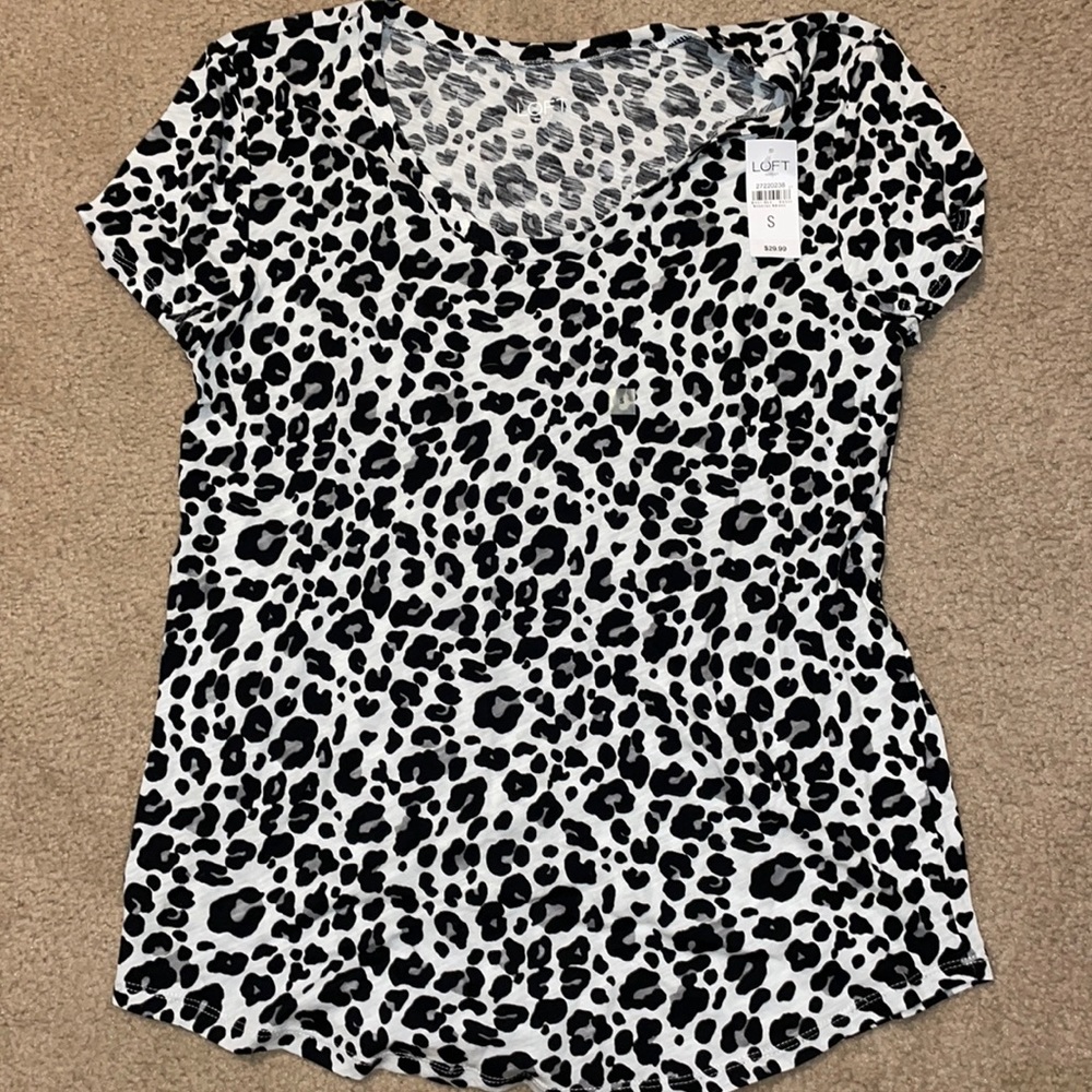 NWT Loft cheetah tee